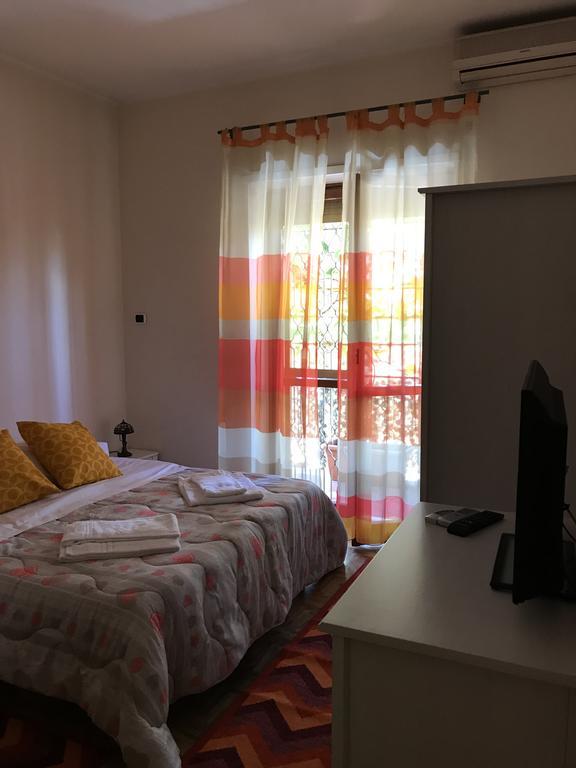 La Fontana Di Carlotta Bed & Breakfast Рим Екстериор снимка
