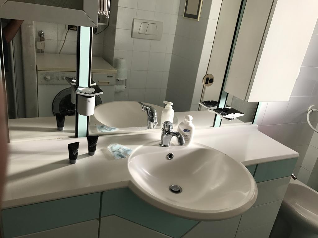 La Fontana Di Carlotta Bed & Breakfast Рим Екстериор снимка